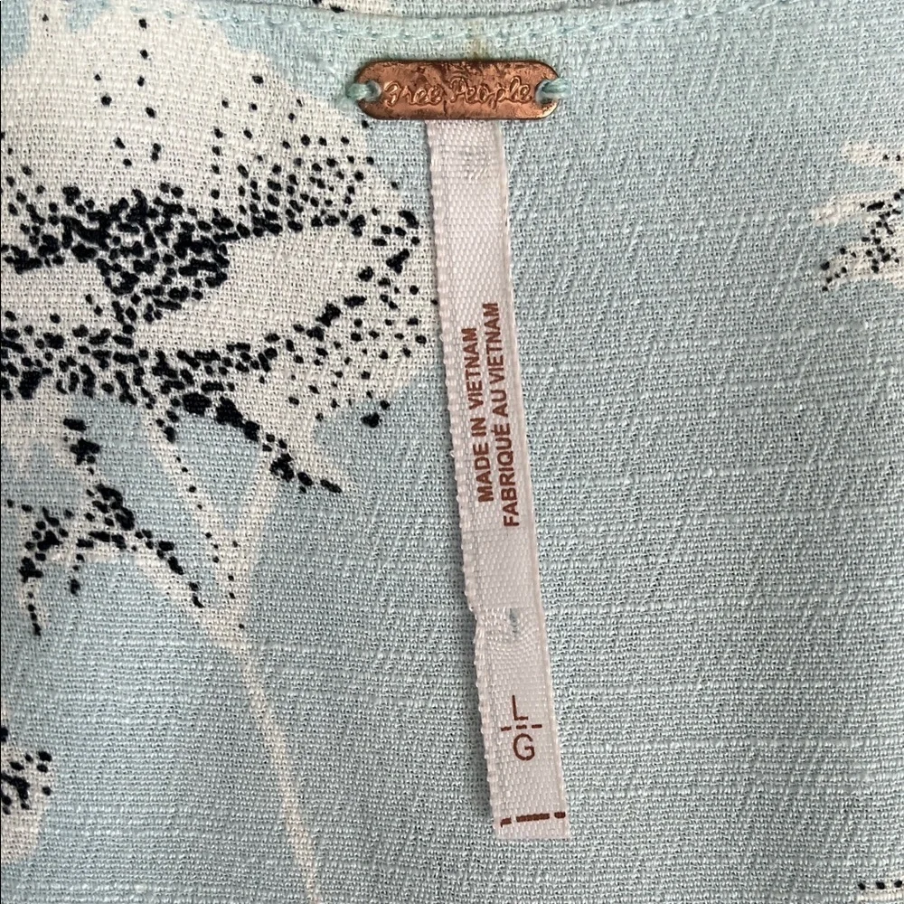 FREE PEOPLE NWOT Floral Ruffle Midi Wrap Dress in Light Blue and White, Size L - Picture 13 of 15